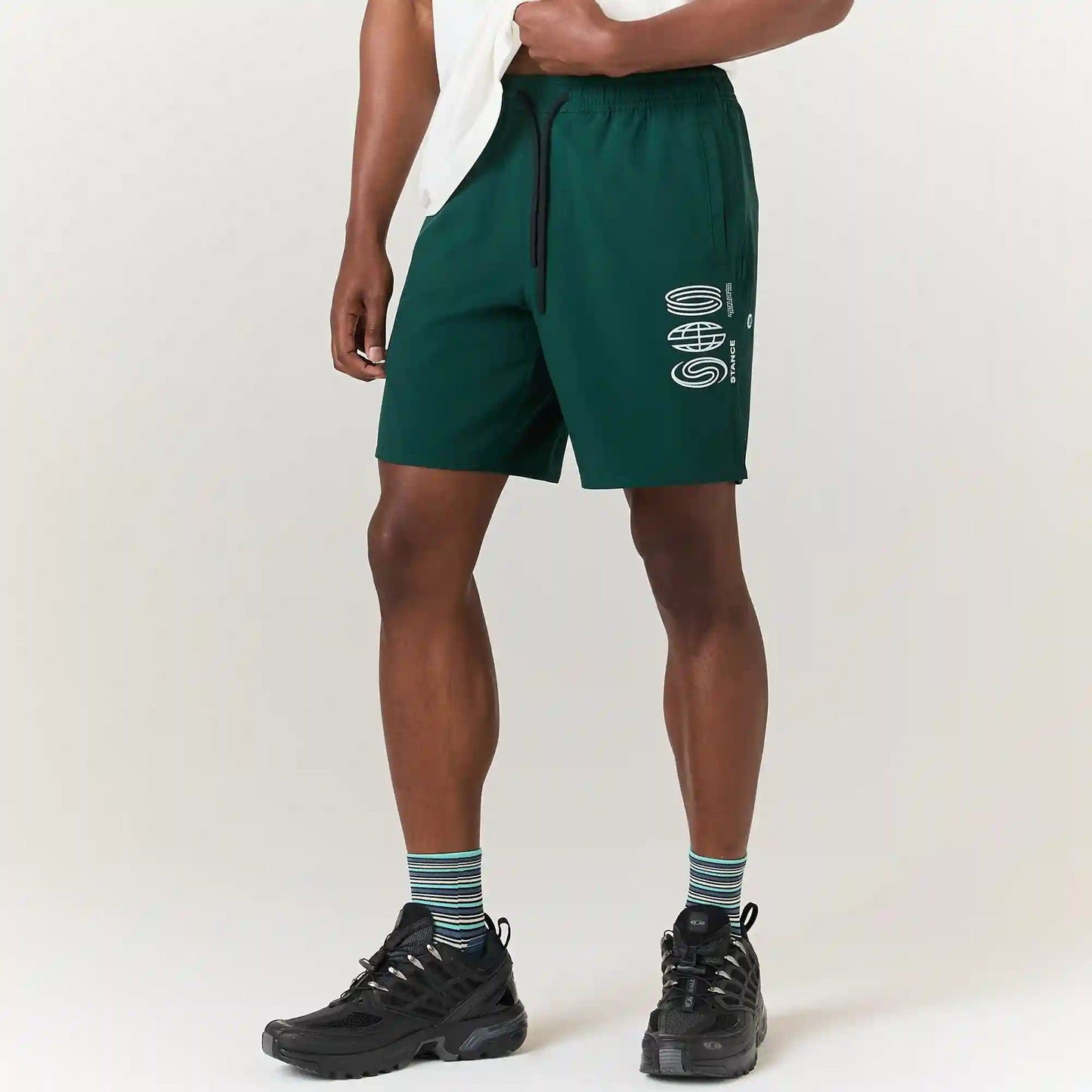 COMPLEX HYBRID SHORT 7 IN